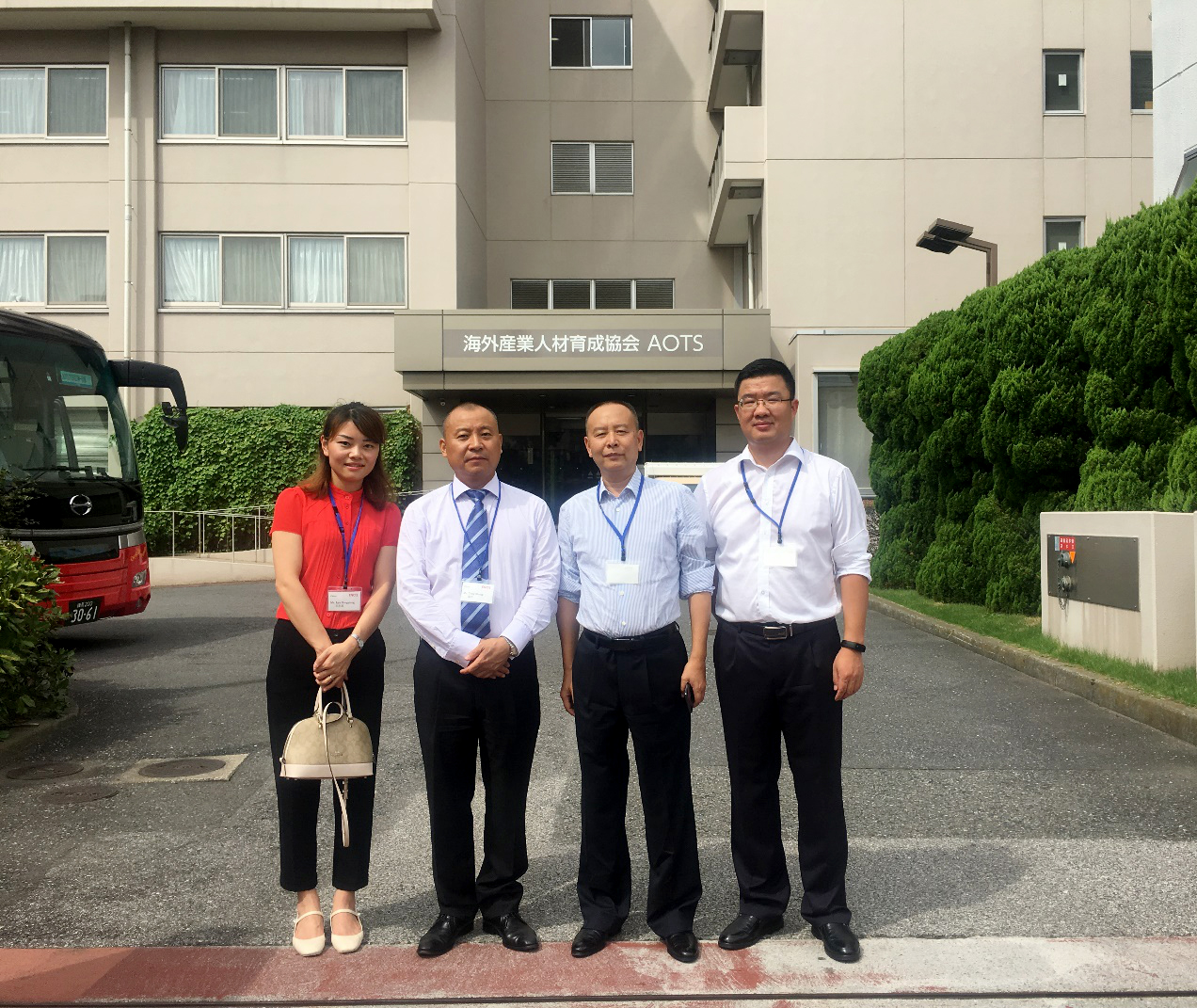 1537171920701458.jpg 2.jpg