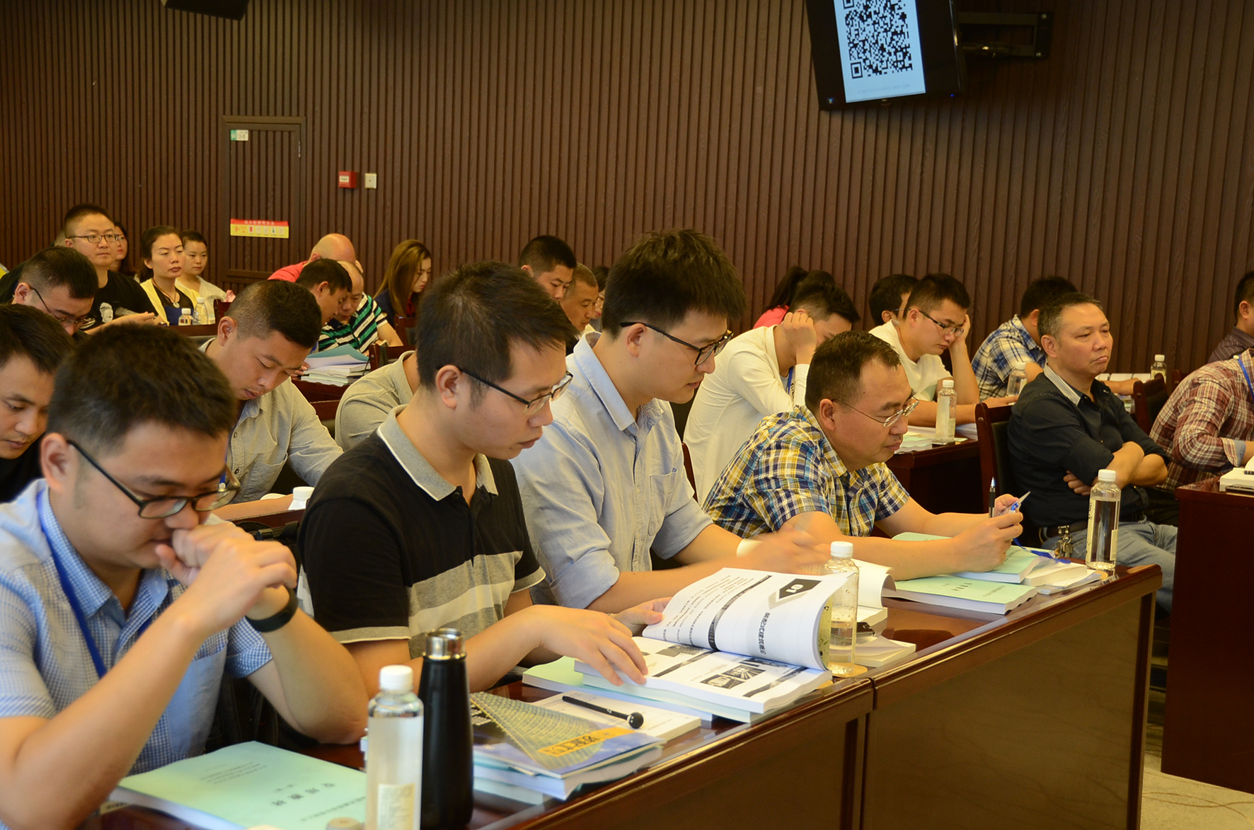 1537955830284637.jpg 1.jpg