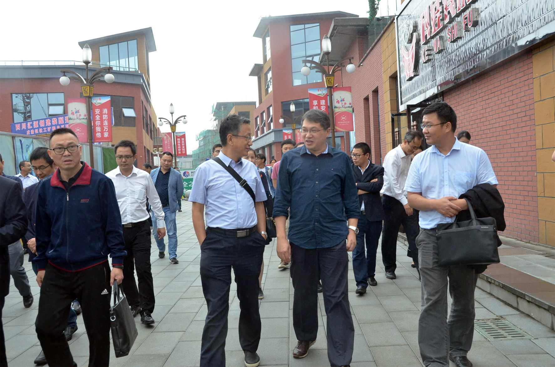 1538972014517762.jpg 6.jpg