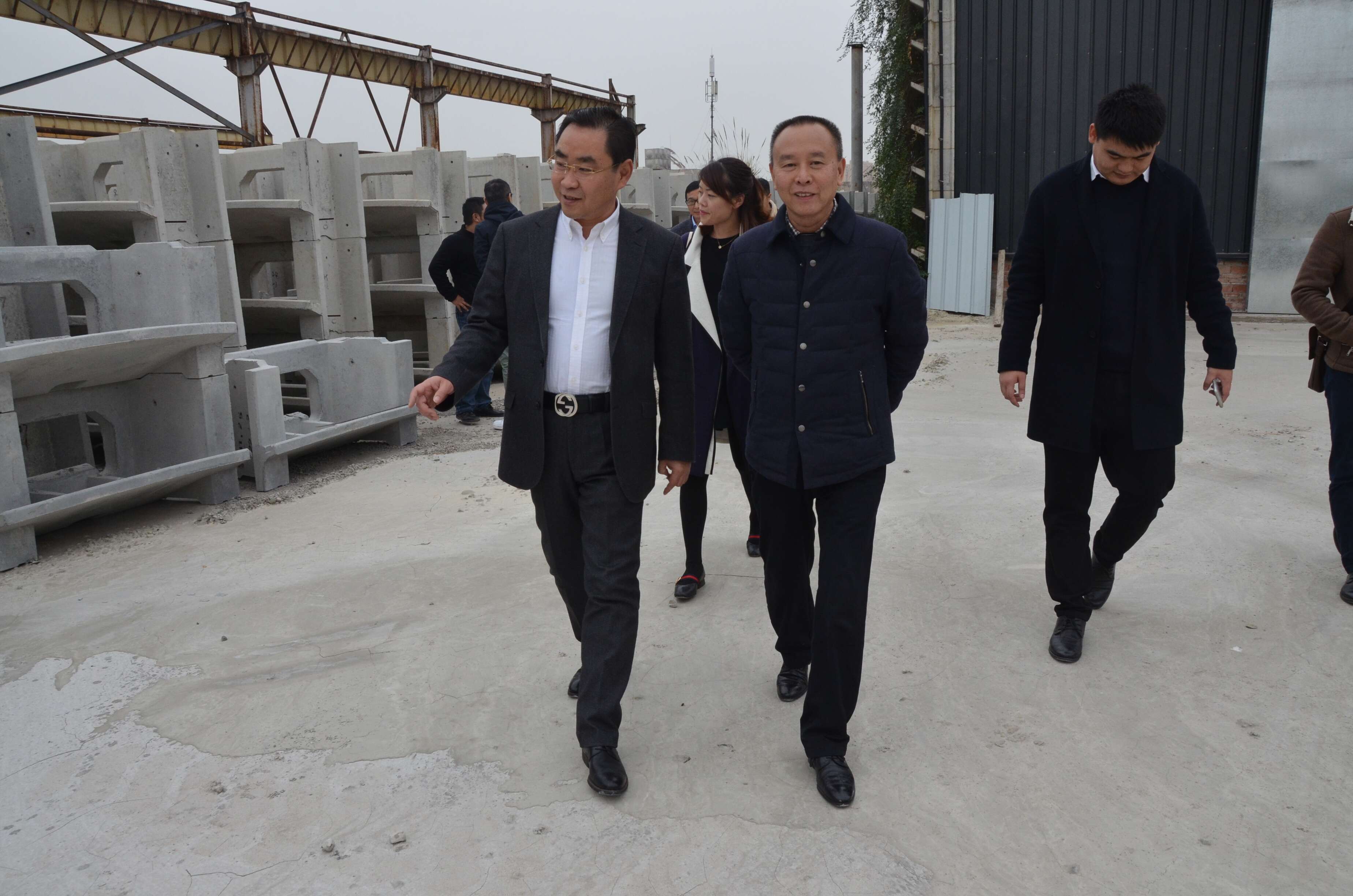 1544146097854689.jpg 071UV_6%F2}1_$1FL(YF$YM.jpg