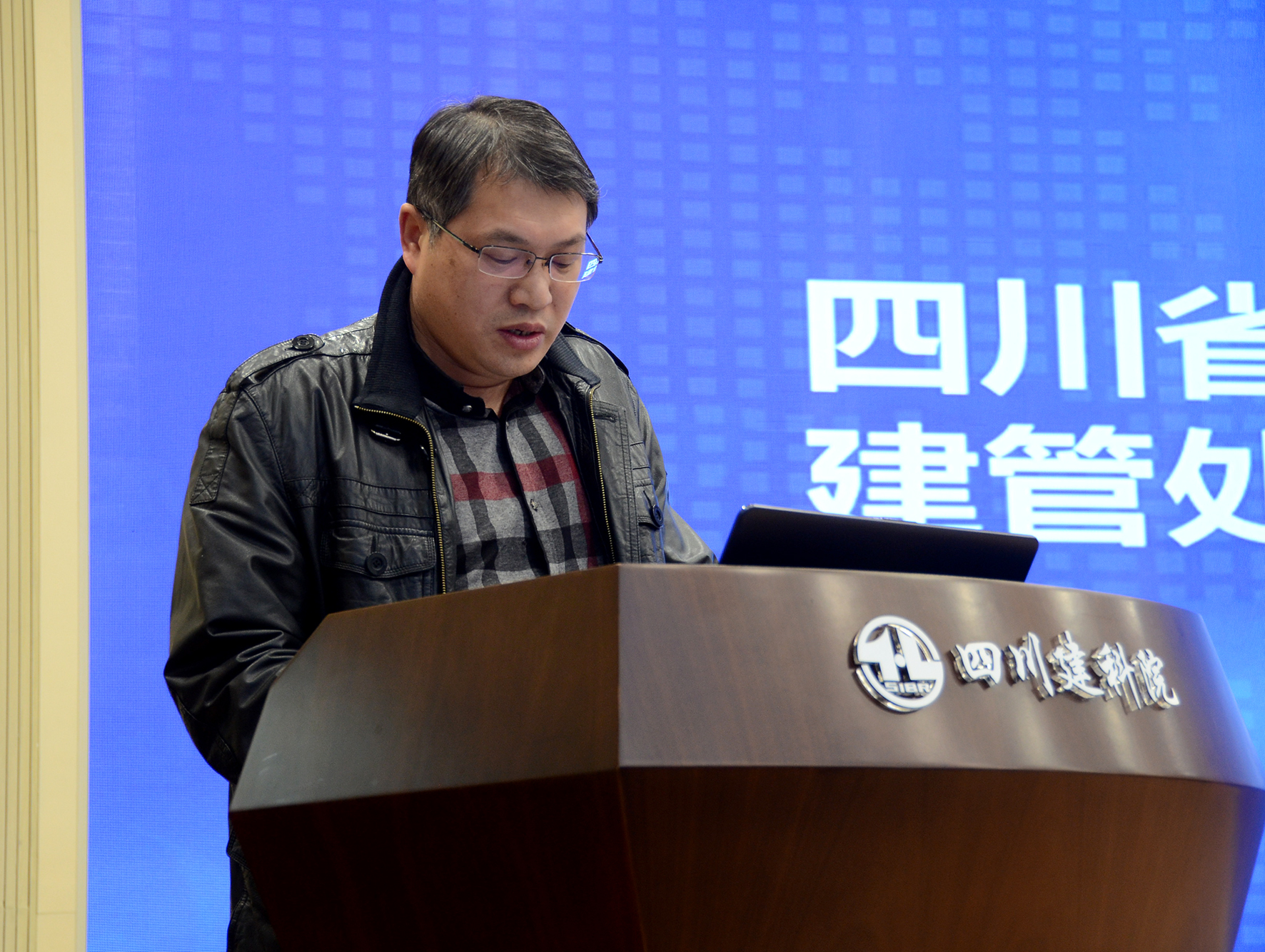 1545036094766988.jpg 2.jpg