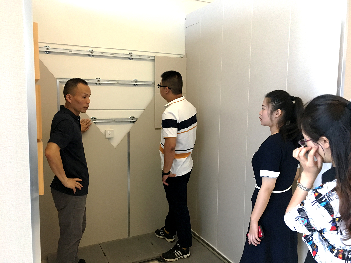 1562746850281767.jpg 2.jpg