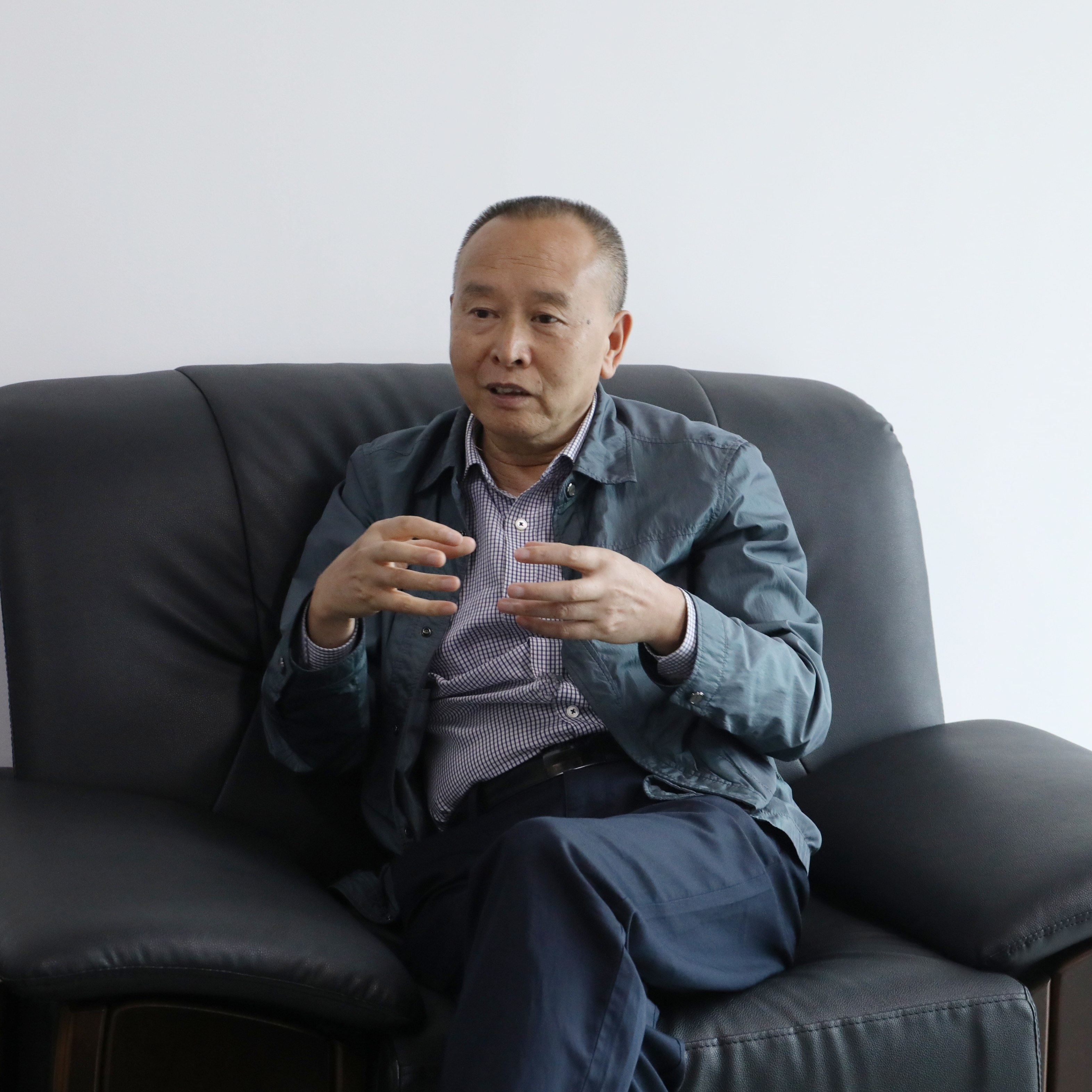 1715303694860163.jpg FB695B8B0979F4C14B532B93B7A437E0.jpg